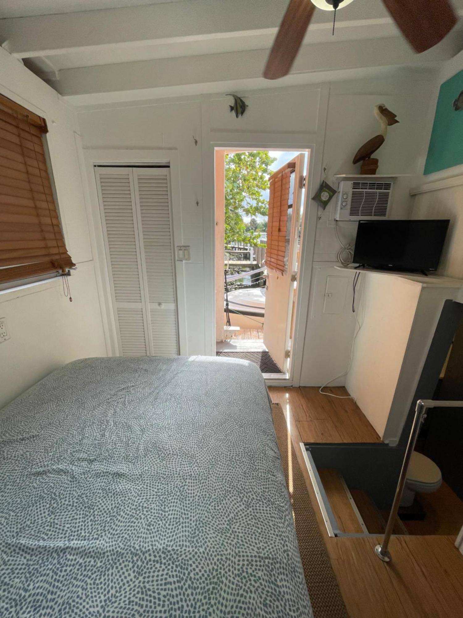 Updated Houseboat On The River! Fort Lauderdale Extérieur photo
